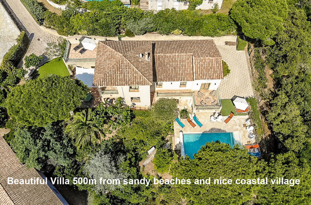 Villa Patrimoine, beach and village at 500m walking distance 