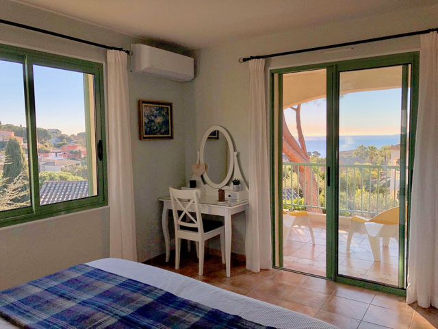 Master bedroom II, vanity table, private covered terrace with sea view